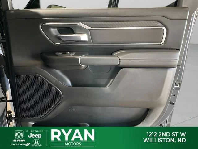 2025 Ram 1500 Big Horn Crew Cab 4x4 5'7" Box