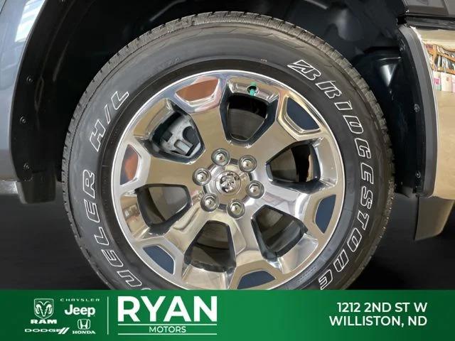 2025 Ram 1500 Big Horn Crew Cab 4x4 5'7" Box
