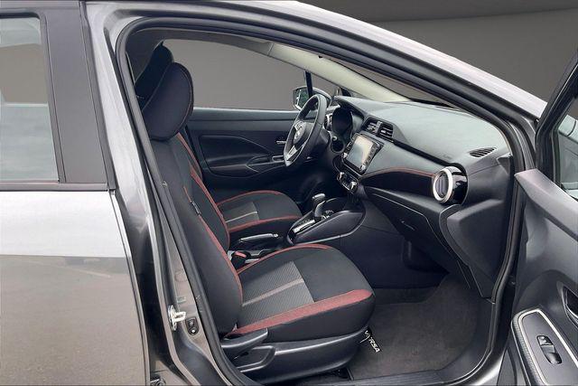 2025 Nissan Versa 1.6 SR