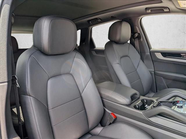 2026 Porsche Cayenne AWD