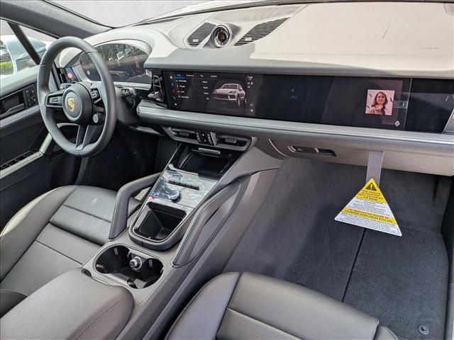 2026 Porsche Cayenne AWD
