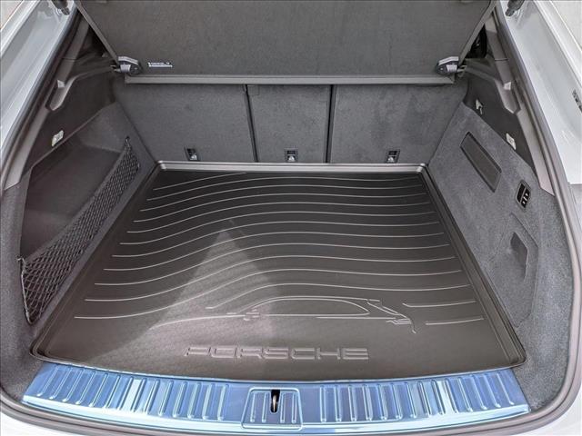 2026 Porsche Cayenne Coupe AWD