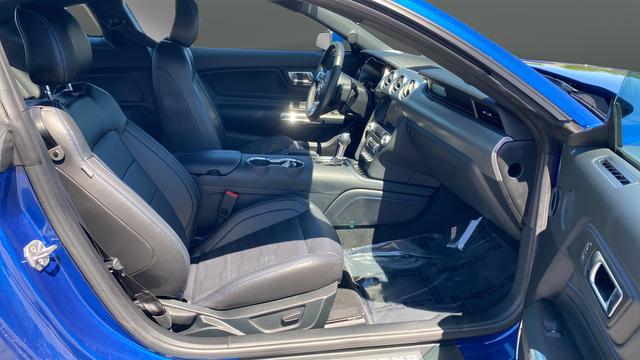 2022 Ford Mustang GT Premium Fastback