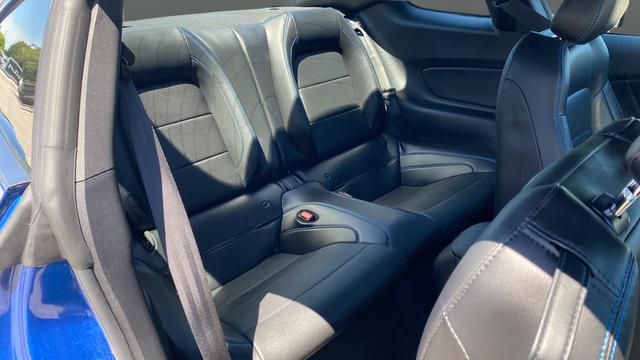 2022 Ford Mustang GT Premium Fastback