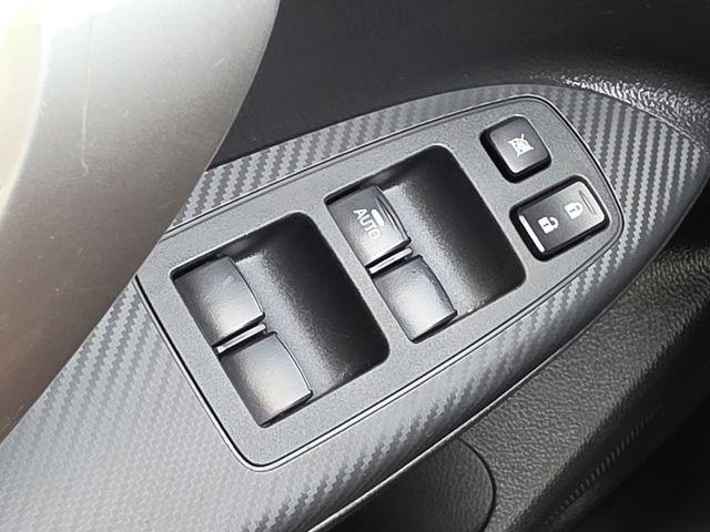 2025 Mitsubishi Eclipse Cross Unknown