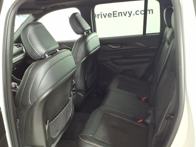 2023 Jeep Grand Cherokee Altitude 4x4