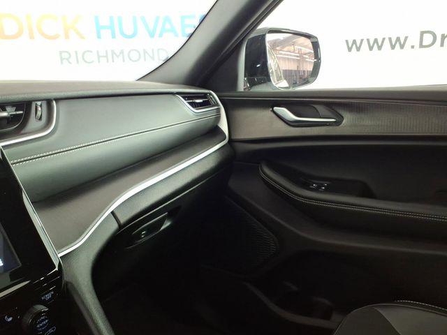 2023 Jeep Grand Cherokee Altitude 4x4