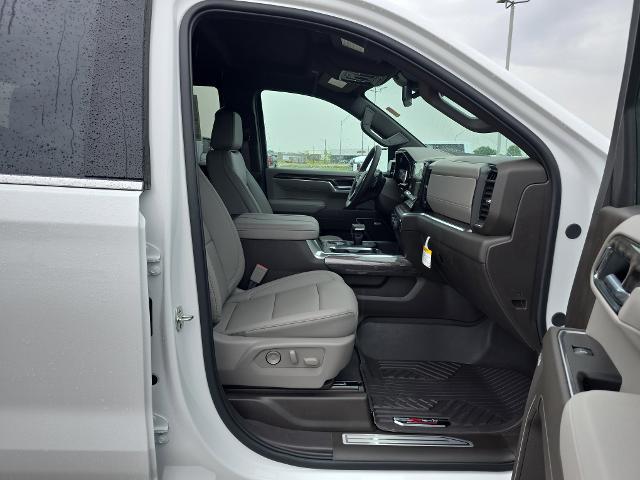 2026 Chevrolet Silverado 1500 4WD Crew Cab Short Bed LTZ
