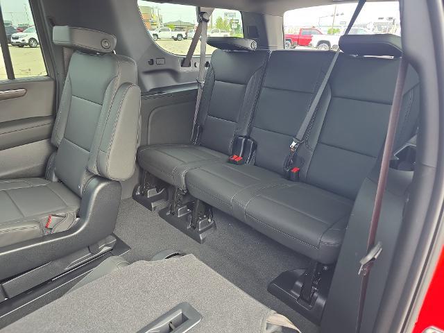 2026 Chevrolet Suburban LT, 4WD