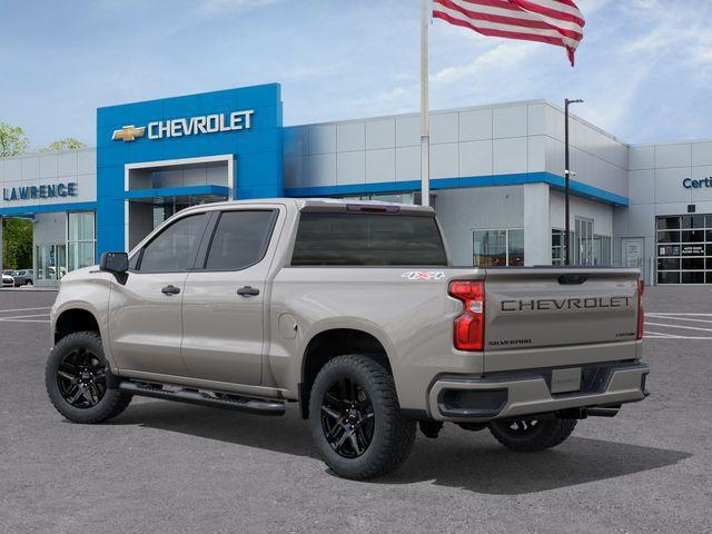 2026 Chevrolet Silverado 1500 4WD Crew Cab Short Bed Custom