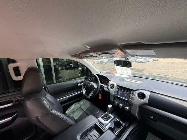 2016 Toyota Tundra SR5 5.7L V8