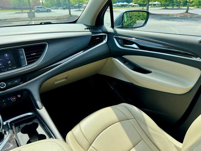 2020 Buick Enclave FWD Essence