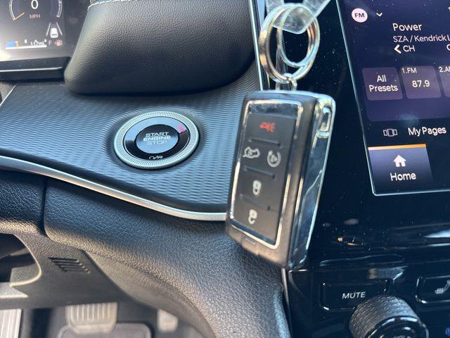 2025 Jeep Grand Cherokee Altitude X 4x4
