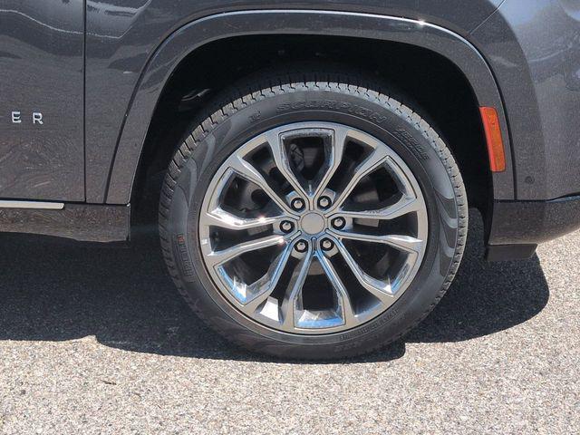 2023 Jeep Grand Wagoneer L Series II 4x4