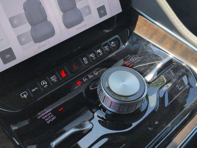 2023 Jeep Grand Wagoneer L Series II 4x4