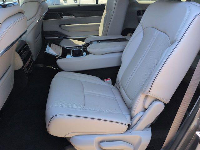 2023 Jeep Grand Wagoneer L Series II 4x4