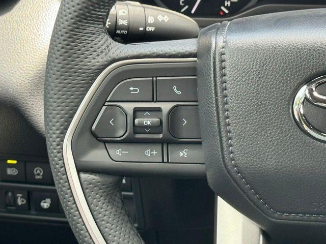 2026 Toyota Tundra SR5 CrewMax 5.5' Bed