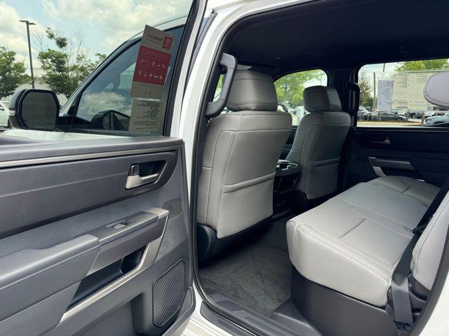 2026 Toyota Tundra SR5 CrewMax 5.5' Bed