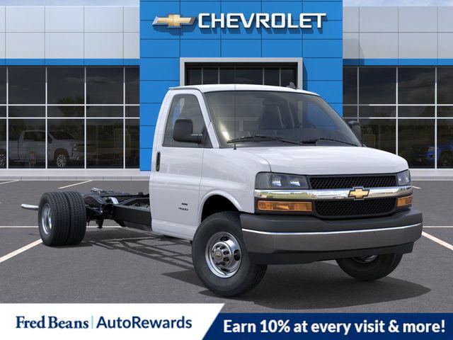 2026 Chevrolet Express Cutaway 4500 Van