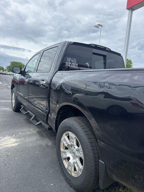 2018 Nissan Titan S