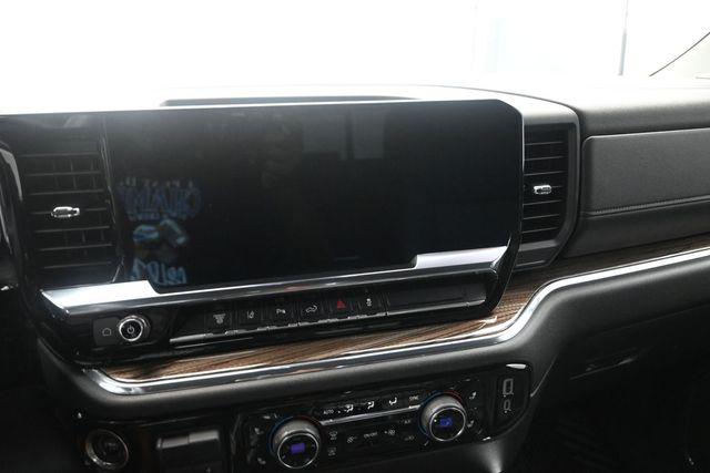 2024 Chevrolet Silverado 3500HD 4WD Crew Cab Long Bed LT
