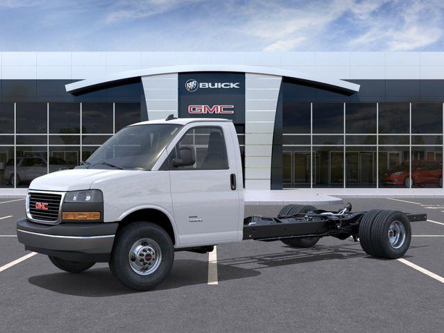 2026 GMC Savana Cutaway Work Van