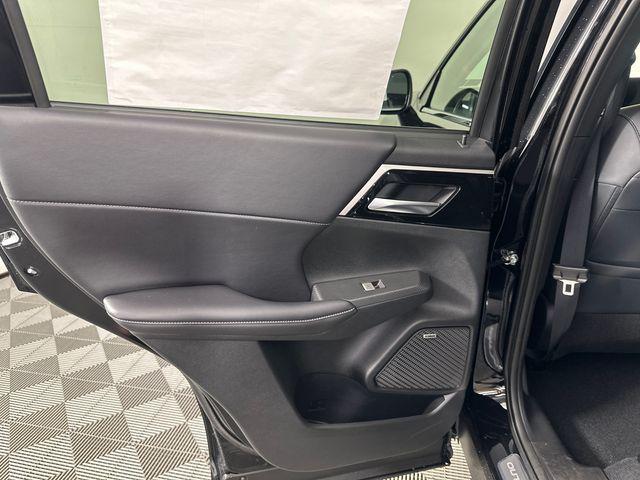 2026 Mitsubishi Outlander PHEV SE S-AWC