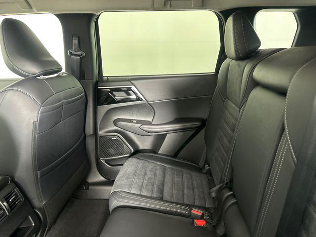 2026 Mitsubishi Outlander PHEV SE S-AWC