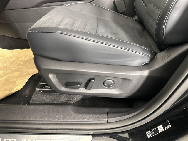 2026 Mitsubishi Outlander PHEV SE S-AWC