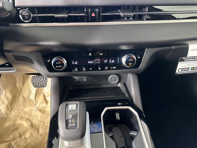 2026 Mitsubishi Outlander PHEV SE S-AWC