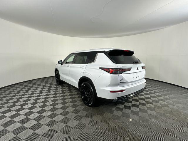 2026 Mitsubishi Outlander LE 1.5T S-AWC