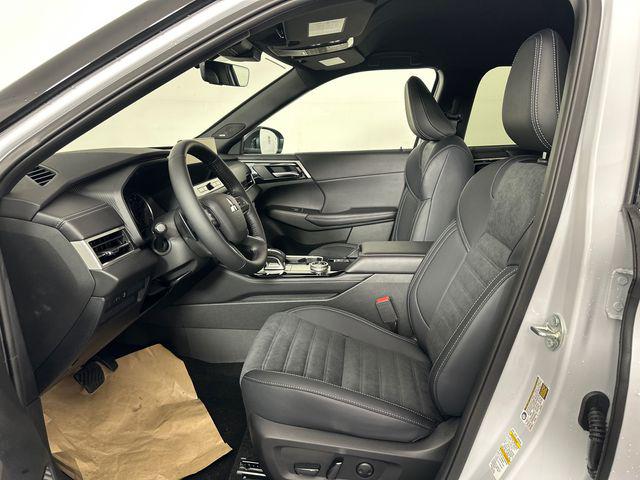 2026 Mitsubishi Outlander LE 1.5T S-AWC