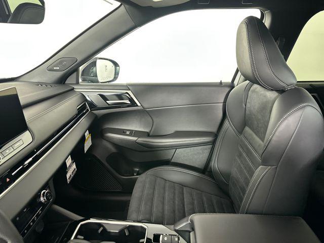 2026 Mitsubishi Outlander LE 1.5T S-AWC