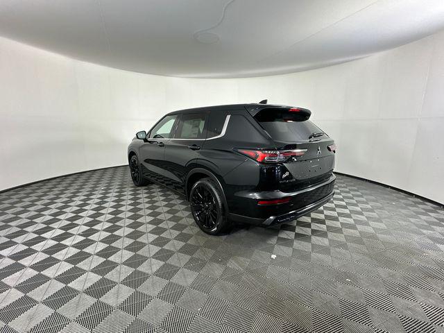 2026 Mitsubishi Outlander LE 1.5T S-AWC