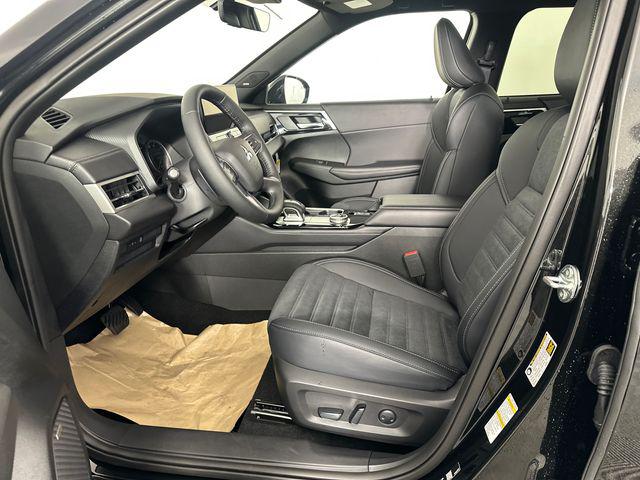 2026 Mitsubishi Outlander LE 1.5T S-AWC