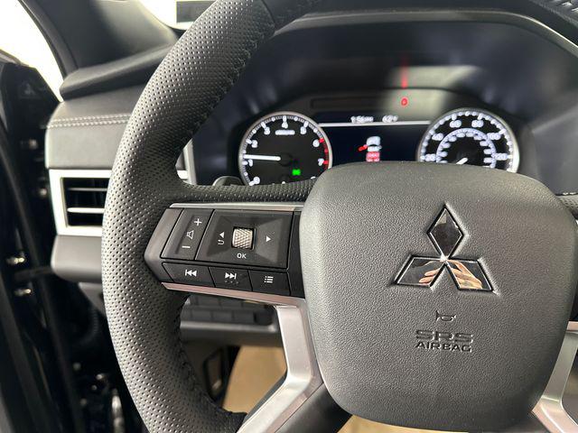 2026 Mitsubishi Outlander LE 1.5T S-AWC