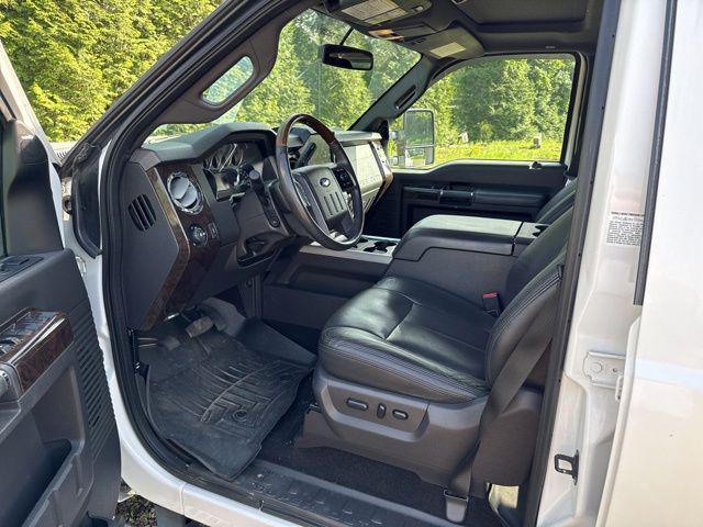 2014 Ford F-450 LARIAT