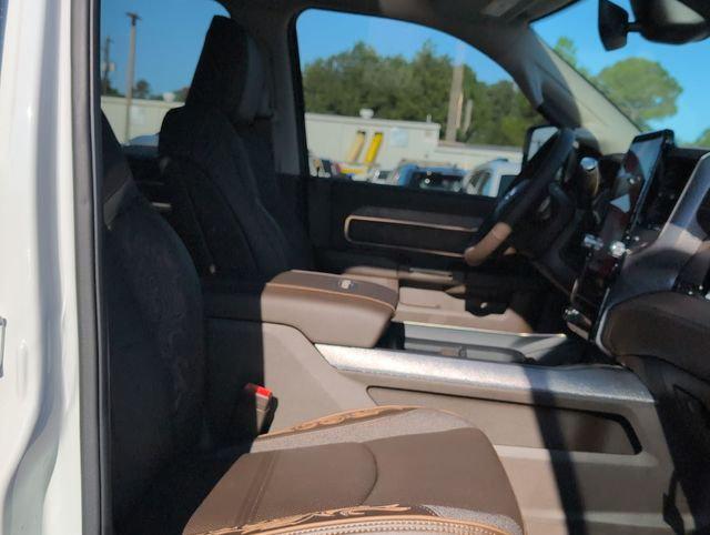 2026 Ram 3500 Limited Longhorn Crew Cab 4x4 8 Box