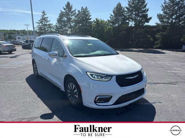 2021 Chrysler Pacifica Hybrid Limited for sale in Harrisburg, PA