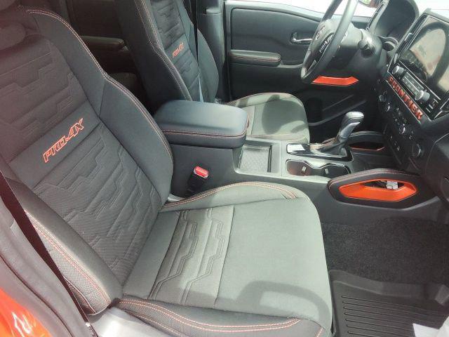 2025 Nissan Frontier Crew Cab PRO-4X 4x4