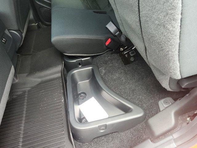 2025 Nissan Frontier Crew Cab PRO-4X 4x4