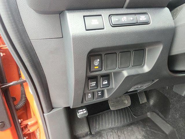 2025 Nissan Frontier Crew Cab PRO-4X 4x4