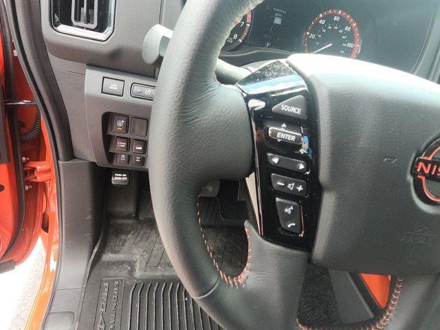 2025 Nissan Frontier Crew Cab PRO-4X 4x4