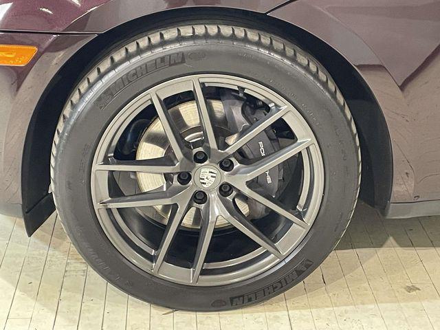 2023 Porsche Macan T