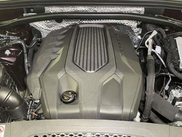 2023 Porsche Macan T