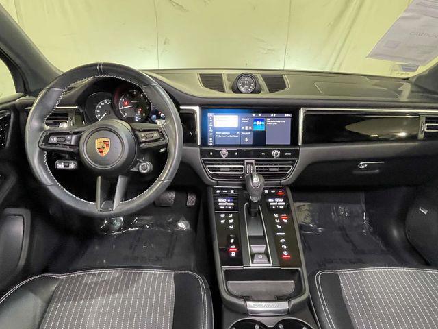 2023 Porsche Macan T