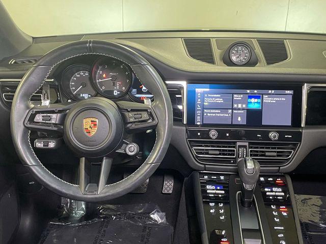 2023 Porsche Macan T