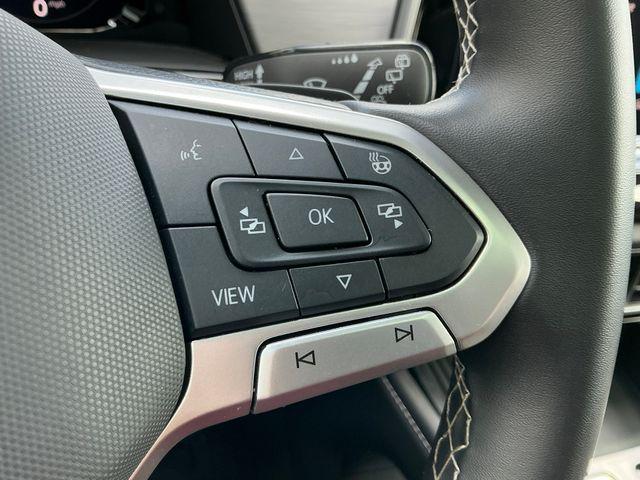 2025 Volkswagen Atlas Cross Sport 2.0T SE w/Technology