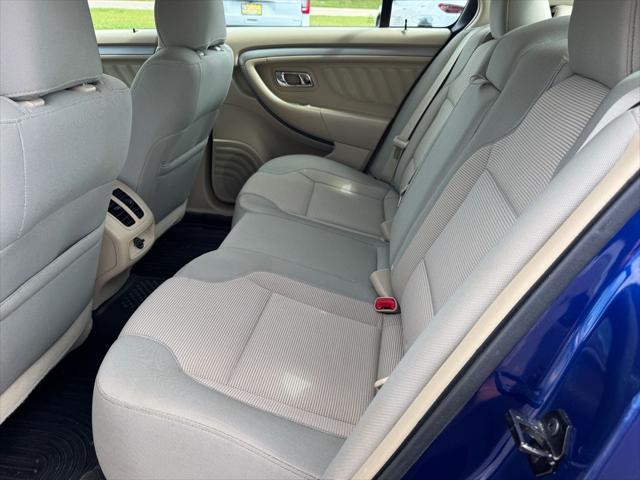 2015 Ford Taurus SEL