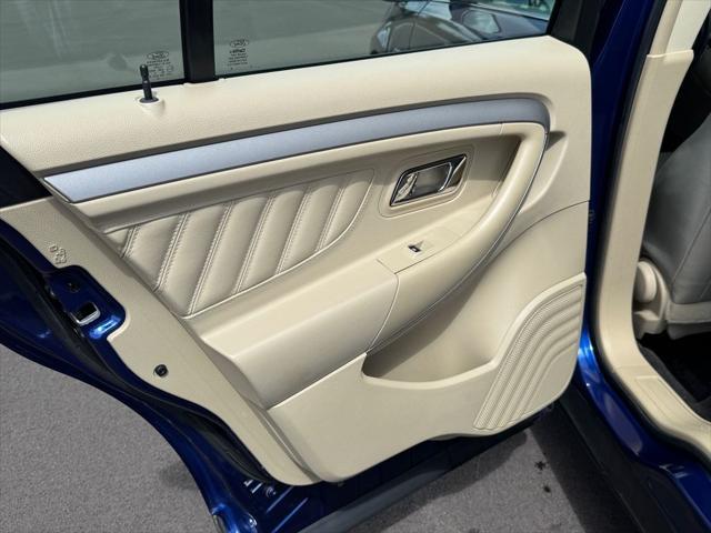 2015 Ford Taurus SEL